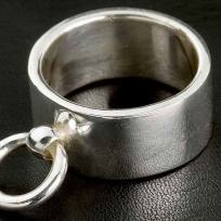 Breiter Ring der O aus Silber